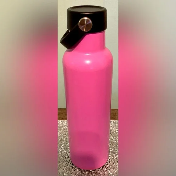 Water bottle - Picture 2 of 7